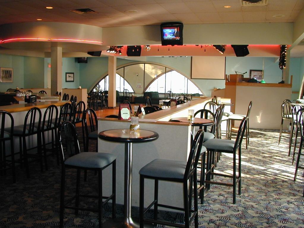 Ramada Plaza Hotel Columbus Étterem fotó